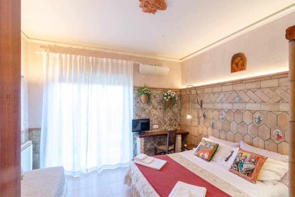 Casa Della Giara Parcheggio Supermercato A 200M 加里 外观 照片